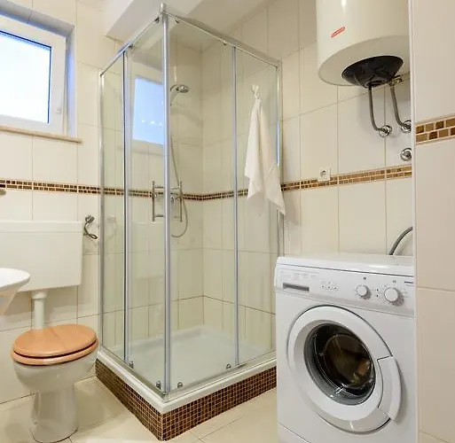 شقة Kristy زادار